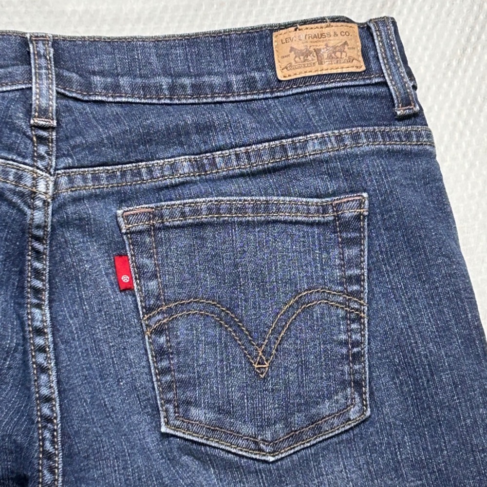 Levis 515 Boot Cut Jeans Womens 6 Medium Dark Wash Blue Denim Mid Rise Stretch - Picture 11 of 11